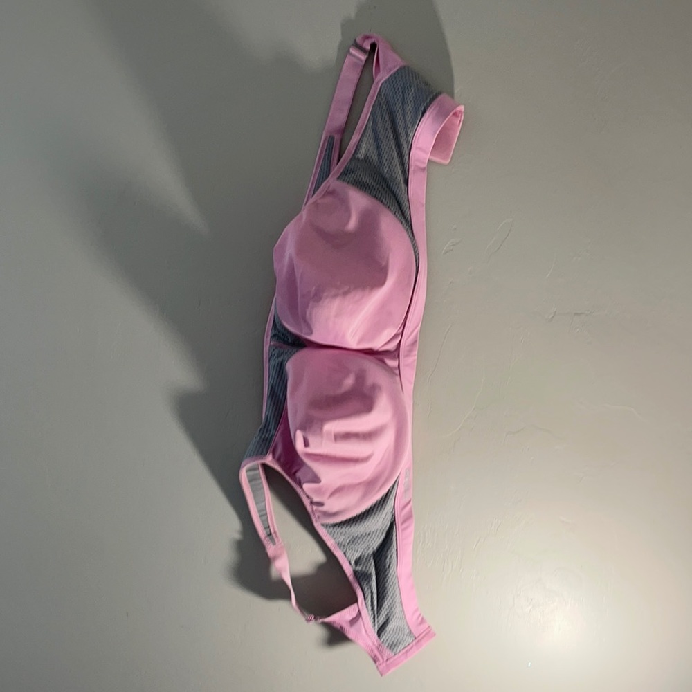 Sports bra for Large Chest